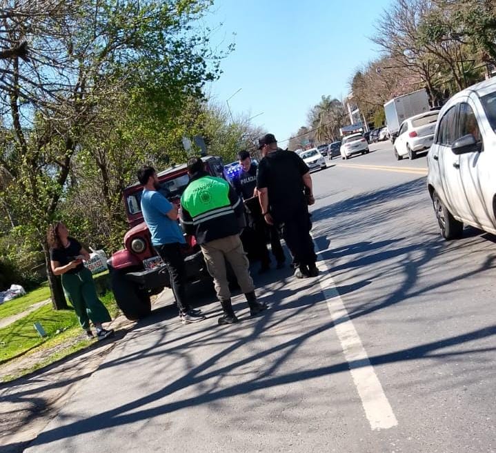 Chocó en autopista a Córdoba, escapó dejando heridos y lo detuvieron en Funes